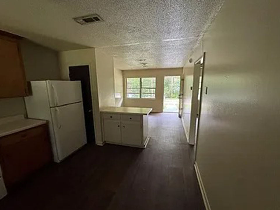 88 & 118 Dale Cir, # 3 5
